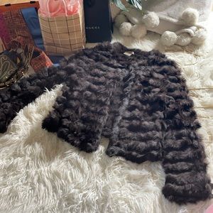 ESCAPADE 100% Rabbit Fur Sweater!!  🤎